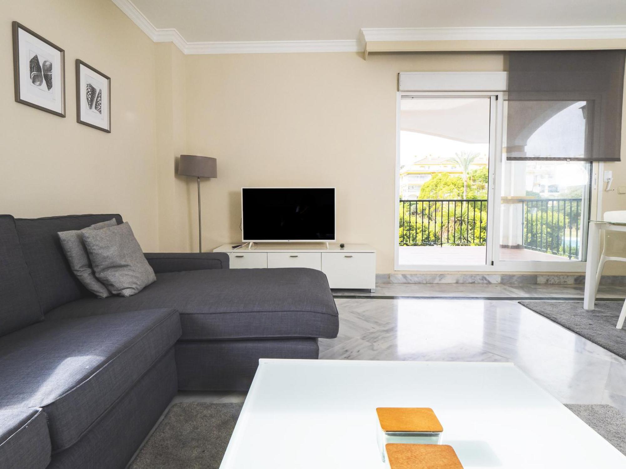 Apartamento Cubo's Mimosas & Parking Marbella
