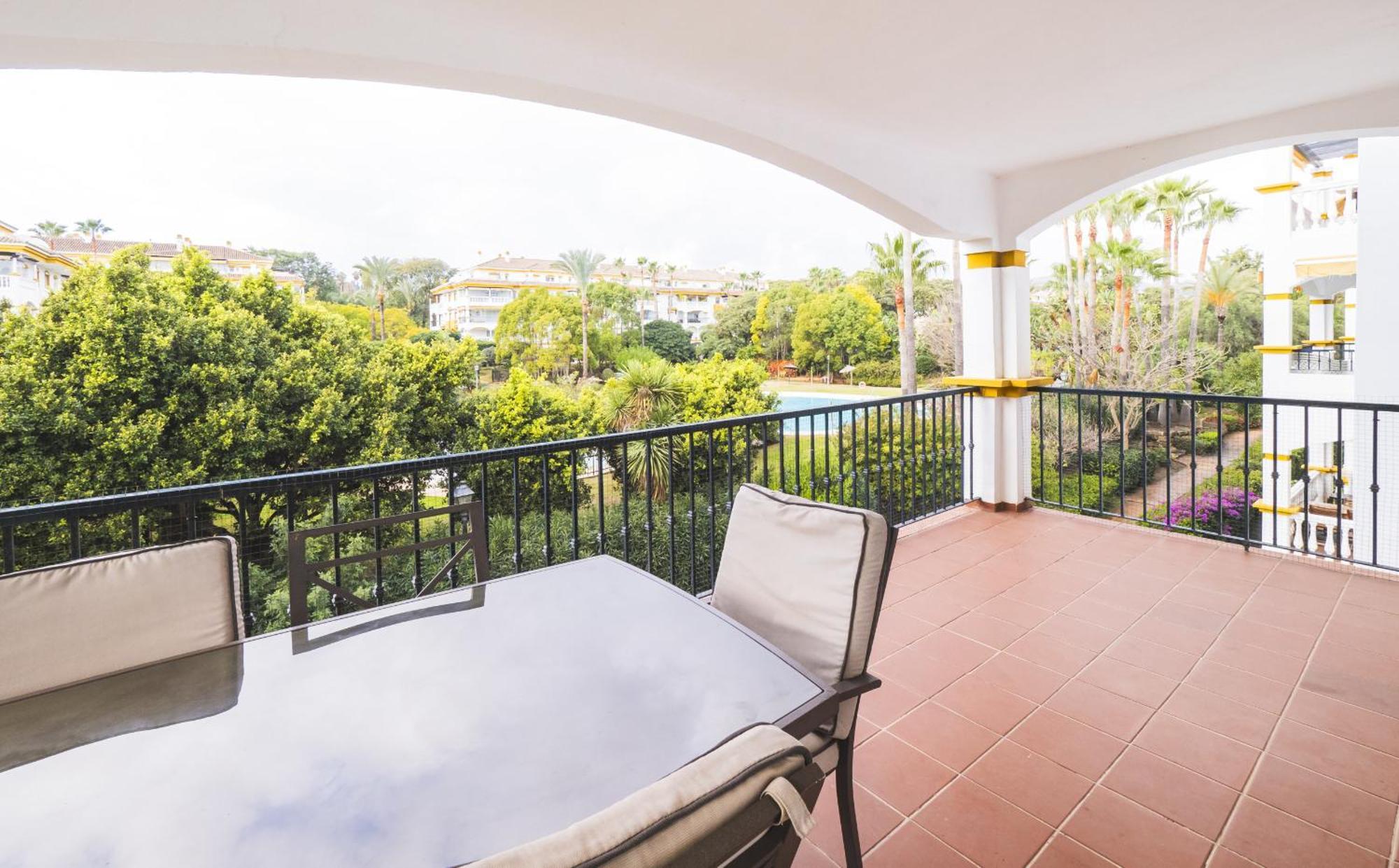 Cubo's Mimosas & Parking Apartamento Marbella