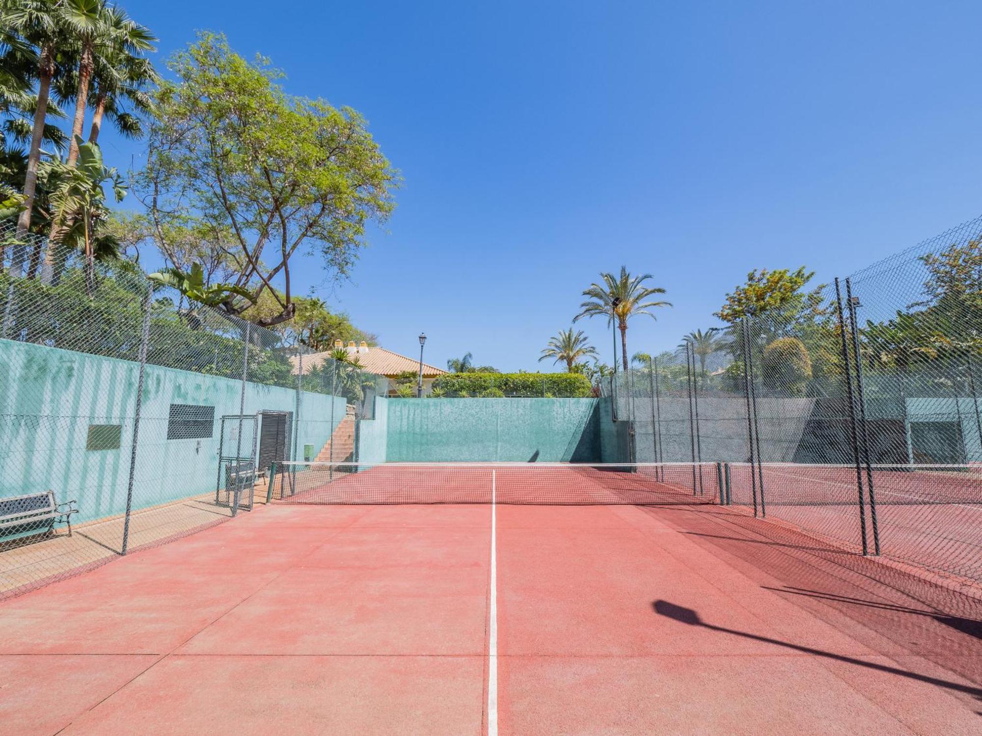 Cubo's Mimosas & Parking Apartment